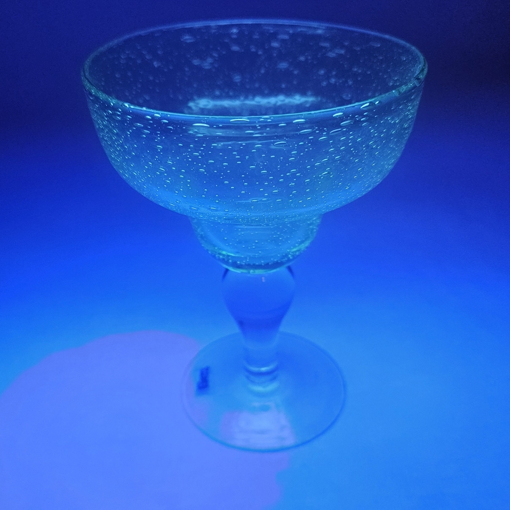 Tag Bubble Glass Margarita Glass w/Light UV Glow | 6.5"H x 4.75" Opening | EUC